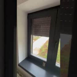 Inoutic Deceuninck Carisma PVC antracit dvokrilni prozor 120x120